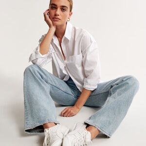 NWT Abercrombie & Fitch Belted The 90's Relaxed High Rise Jean 28/6 Short